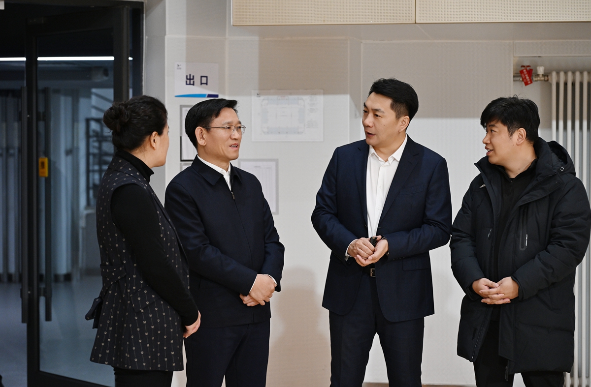 //news.8x8xgo.com/__local/8/3F/6C/A60F8CED116A3D8B7A10445A096_2A8B7816_8D5F3.jpg //news.8x8xgo.com/__local/8/3F/6C/A60F8CED116A3D8B7A10445A096_2A8B7816_8D5F3.jpg